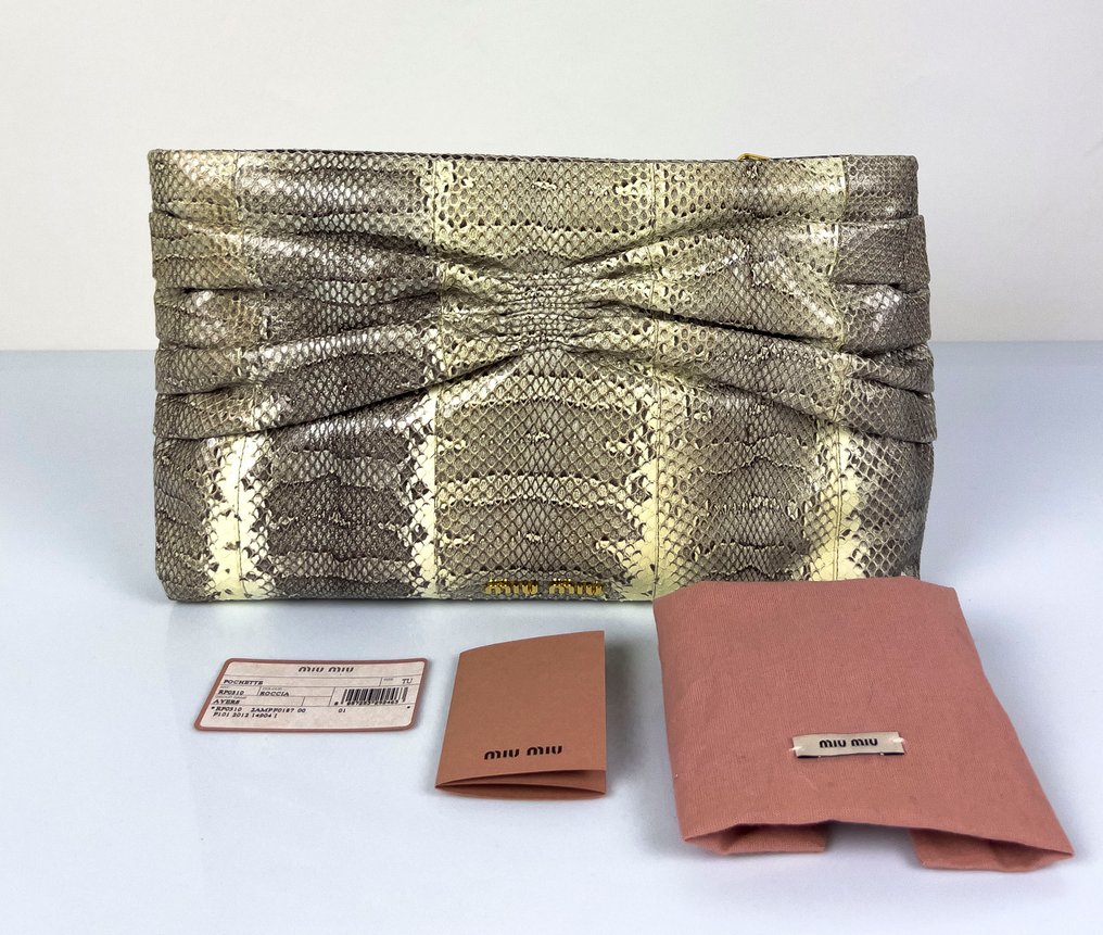 Miu miu pouch pochette deals