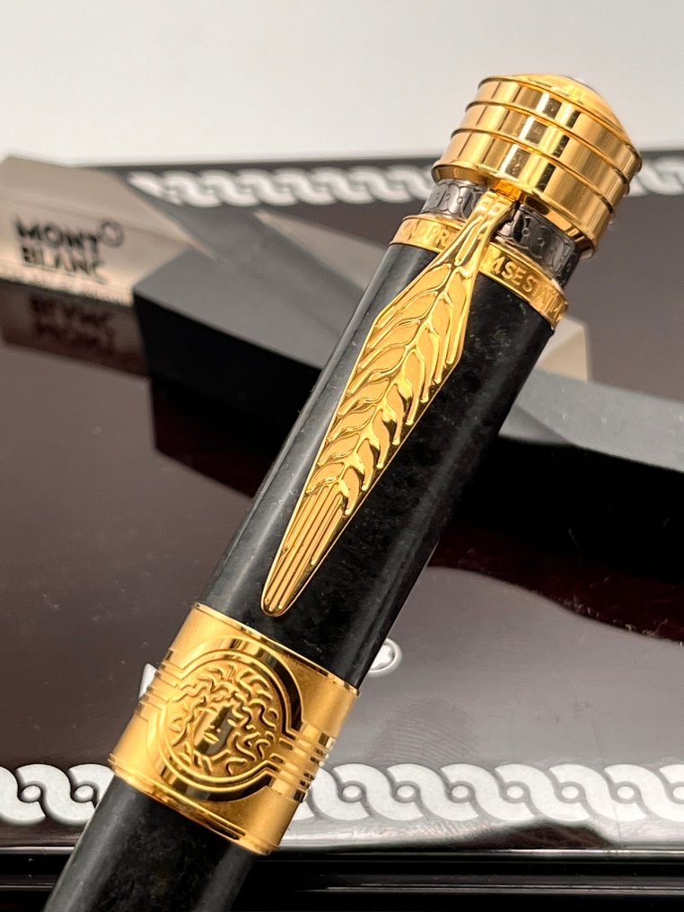 Montblanc - Hadrian Patron of Art 4810 Edition 2019 - Fyldepen #3.2