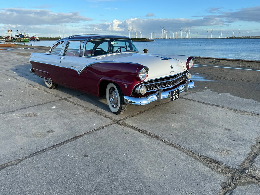 Ford USA - Fairline Victoria Crown - 1955 #1.0
