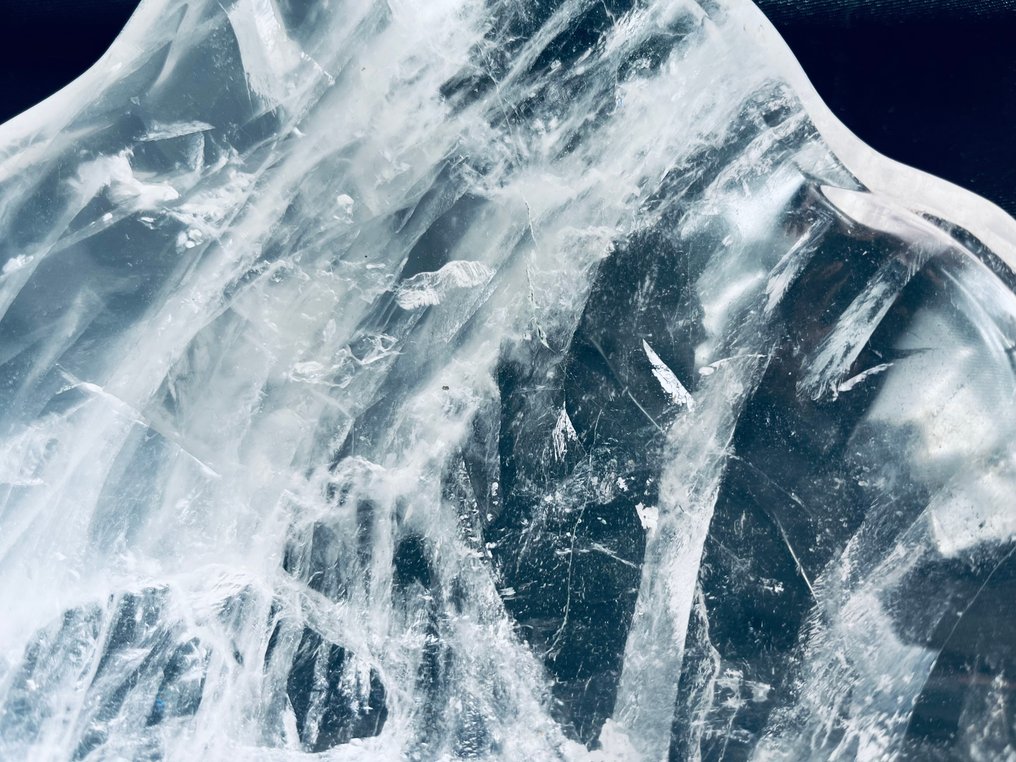 Heldere kwarts schaal – van topkwaliteit – uitstekend vakmanschap – Perfect Interior Object - Hoogte: 230 mm - Breedte: 154 mm- 1194 g - (1) #3.2