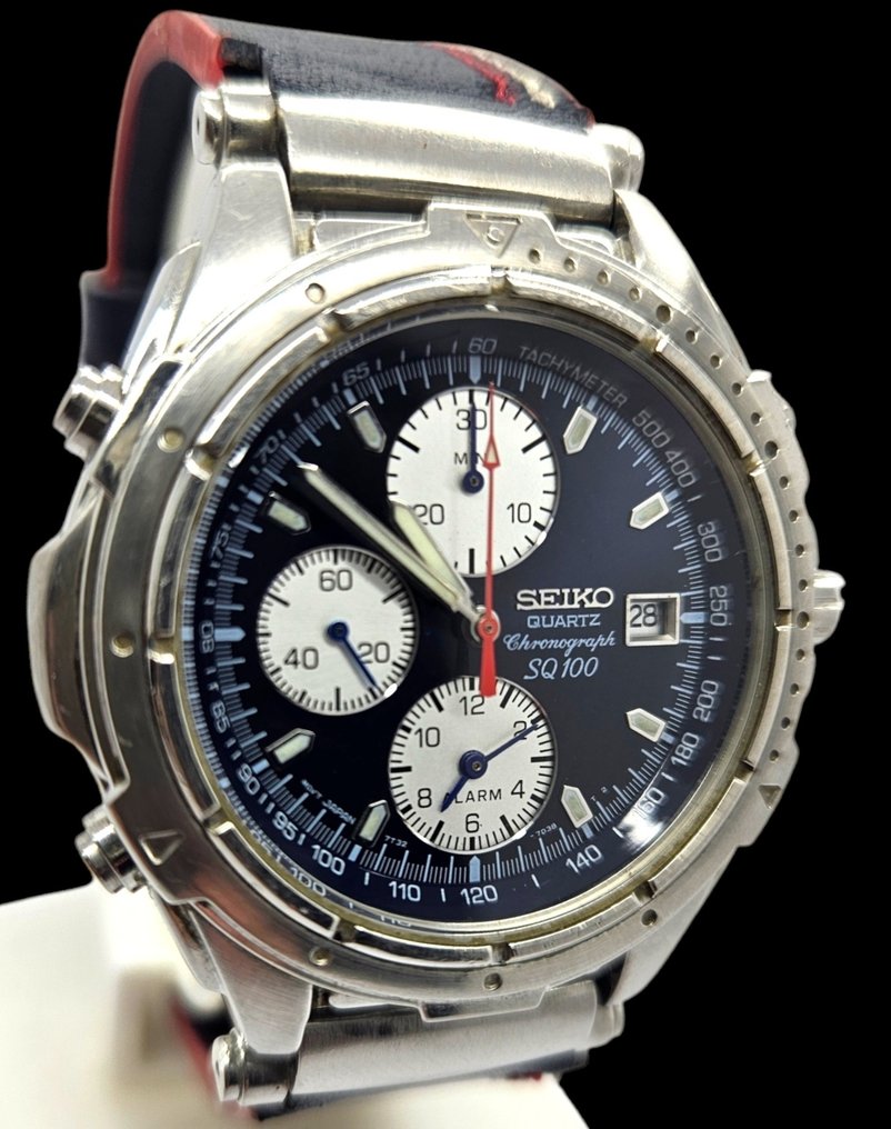Seiko SQ 100 chronograph No Reserve Price 7T32 7C40 Men 2000 2010 auction online Catawiki