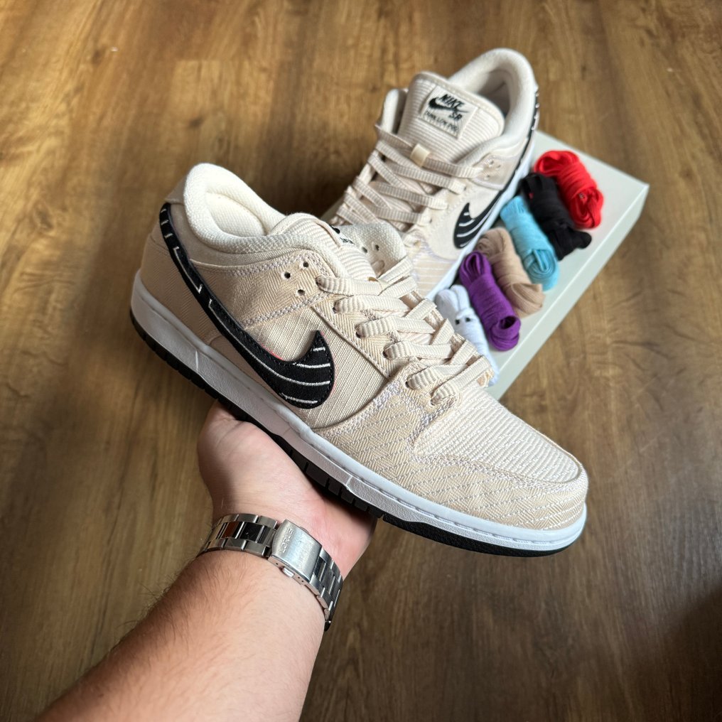 Nike Nike SB Dunk A P Sneakers Size EU 42.5 New with tags auction online Catawiki