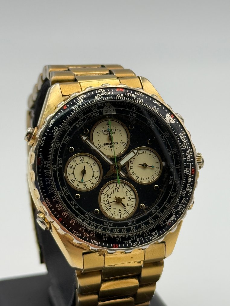 Seiko chronograph sports 150 value best sale
