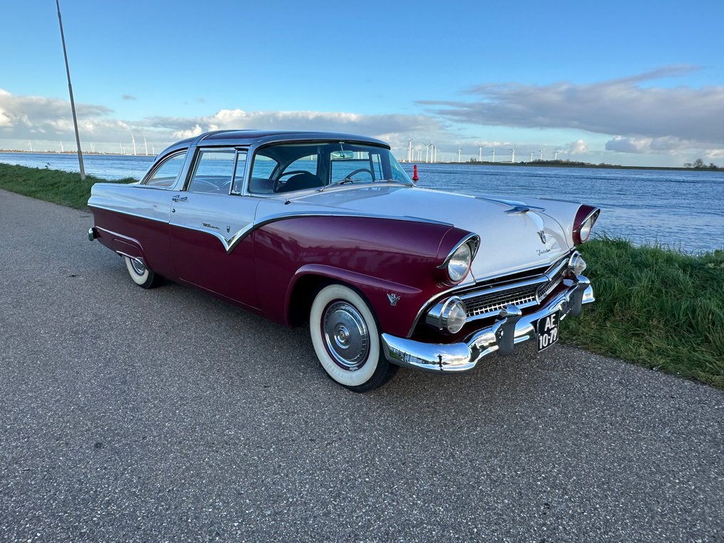 Ford USA - Fairline Victoria Crown - 1955 #1.0