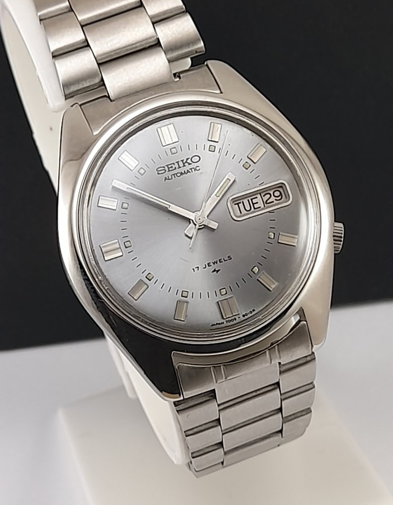 Seiko Automatic 17 jewels No Reserve Price 7009A Men 1970 1979 auction online Catawiki