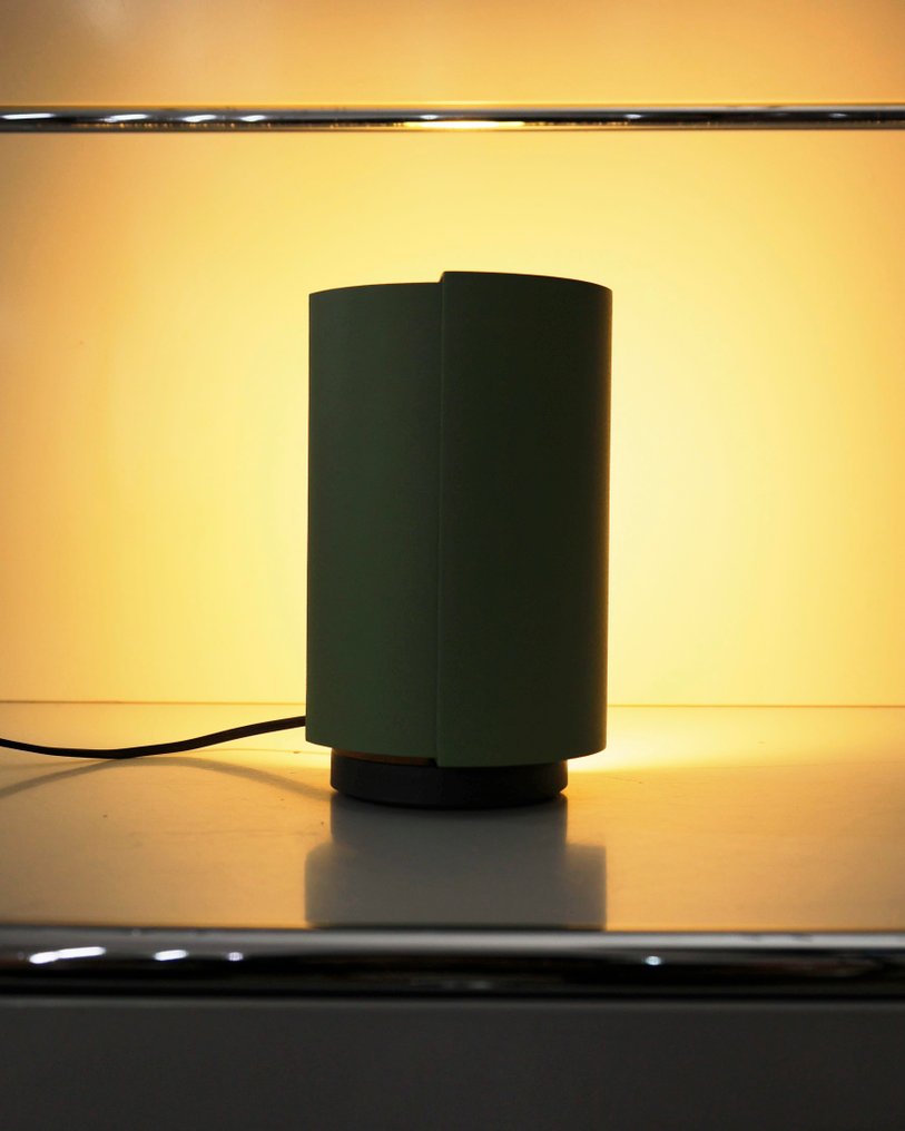 Nemo - otte Perriand - 灯具 - 可放置的旋转式 - 铝, 钢 - 鼠尾草绿 #4.3