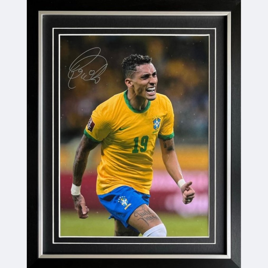 Brazil - Signed by Raphinha - 照片  #1.0
