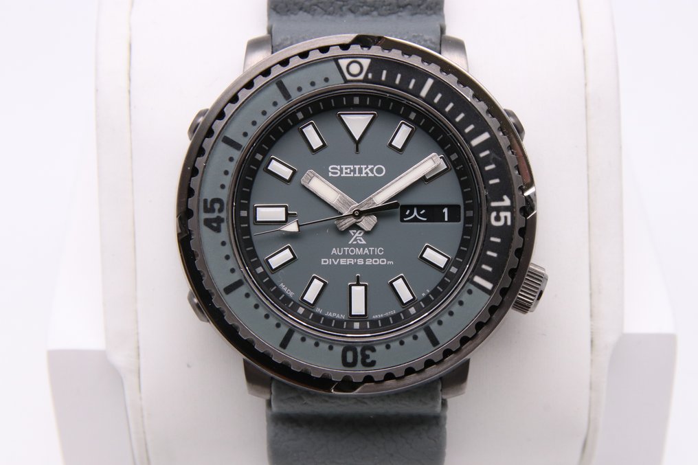 Seiko prospex 4r36 hot sale