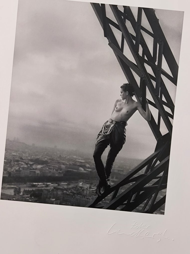 Peter Lindbergh - Mathilde, Torre Eiffel, Rolling Stone, 1989 #2.1