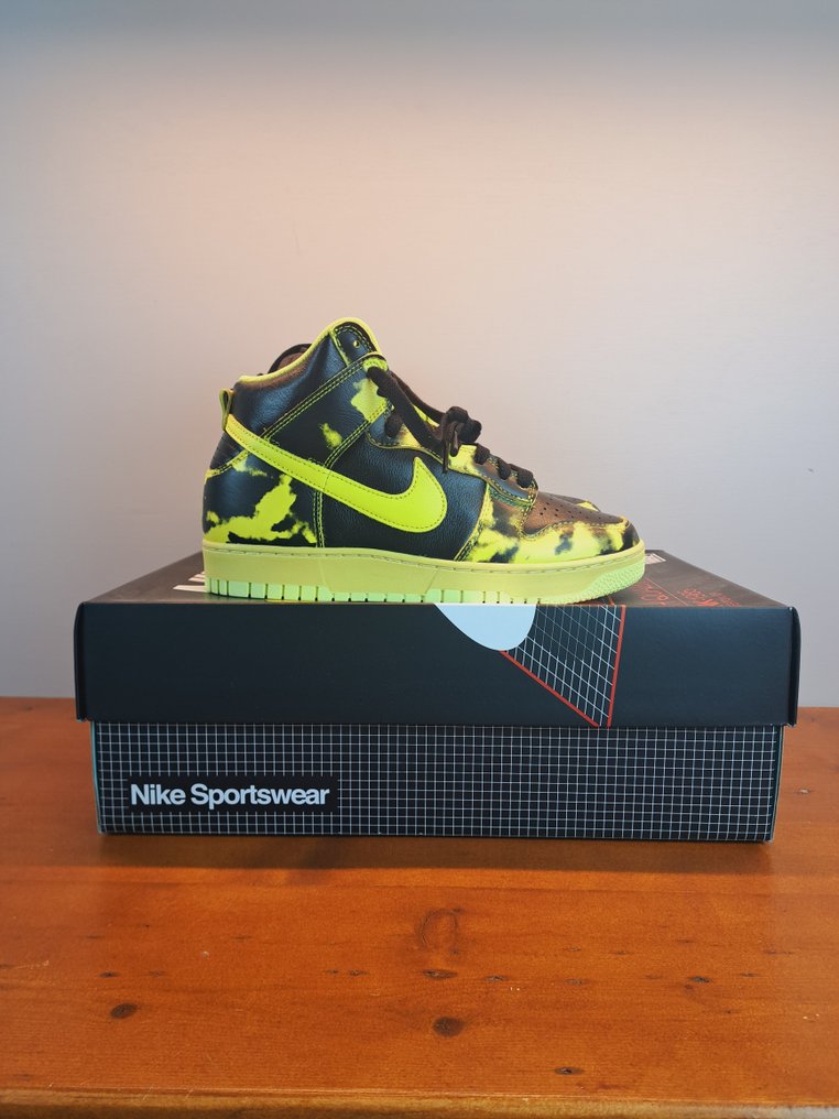 Nike Dunk High Sneakers Size 42 EU IT 8 UK 9 US New with tags auction online Catawiki