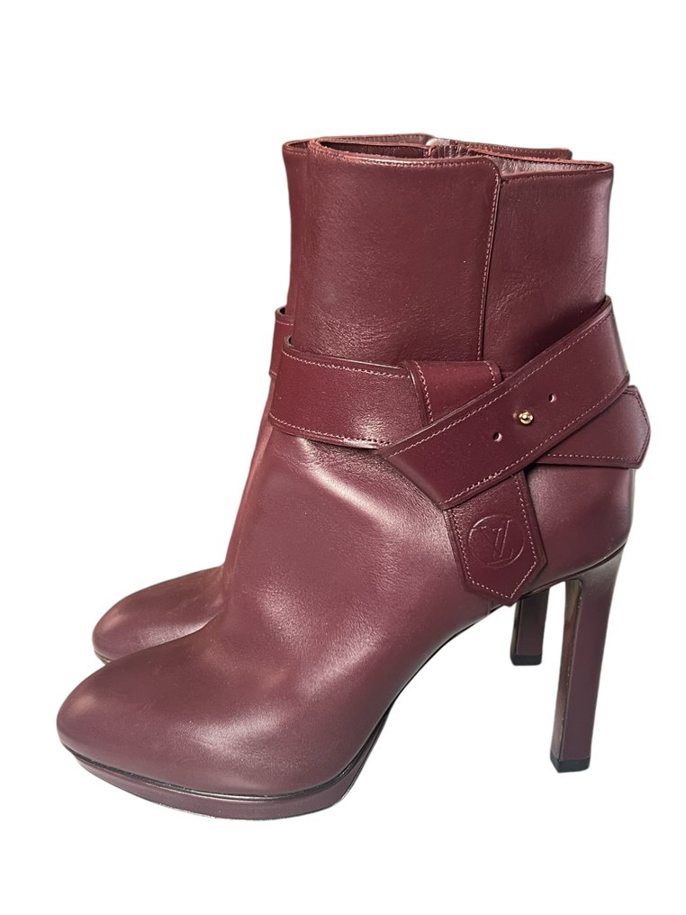 Louis Vuitton Ankle boots Size 38 EU IT 5 UK 8 US auction online Catawiki