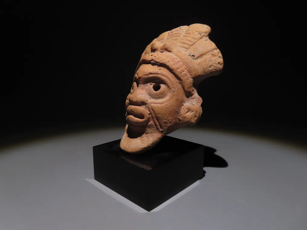 兰卡，洪都拉斯 Terracotta 哨子。约公元前300年。高8.3厘米。西班牙出口许可证。  (沒有保留價) #3.2
