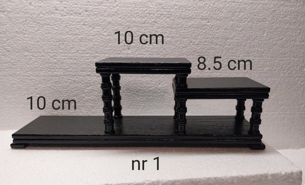 Σταντ - 5 διάφορες επιφάνειες από σκληρό ξύλο, βάσεις. #1.0
