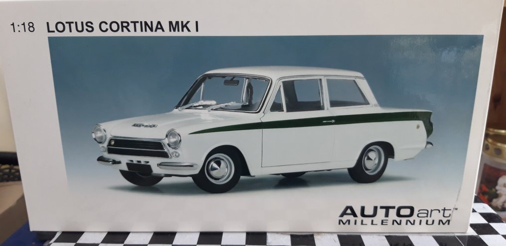 Autoart lotus cortina discount