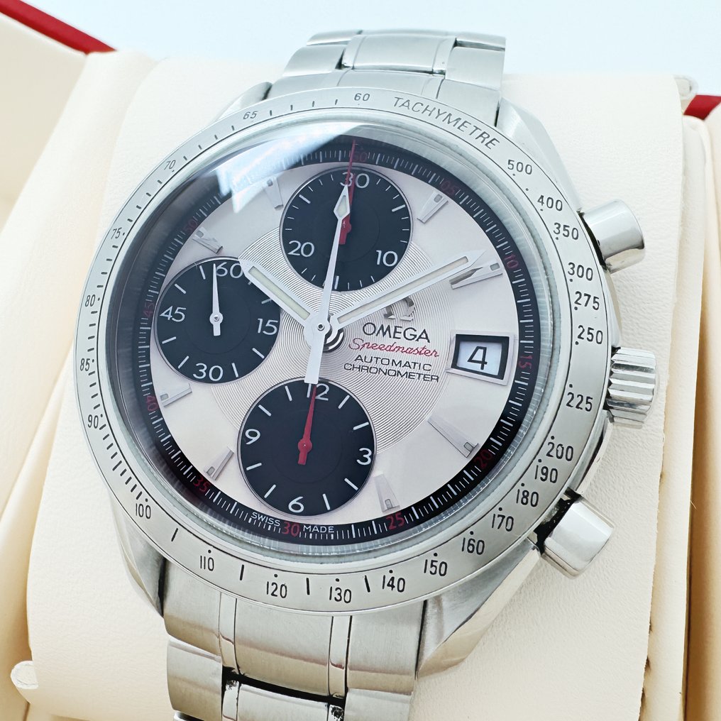 Omega Speedmaster Chronograph 3211.31.00 Men 2000 2010 auction online Catawiki
