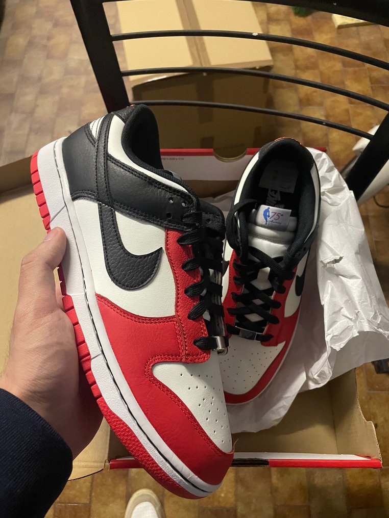 Chaussure nike etiquette rouge shop
