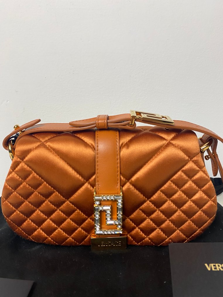 Used versace bag outlet