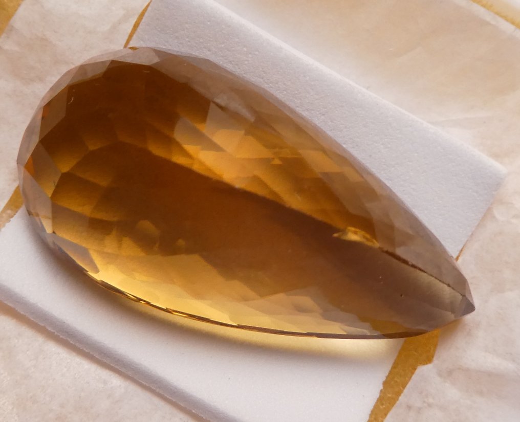 黄水晶  - 60.56 ct - 西班牙宝石学院（IGE） #3.2