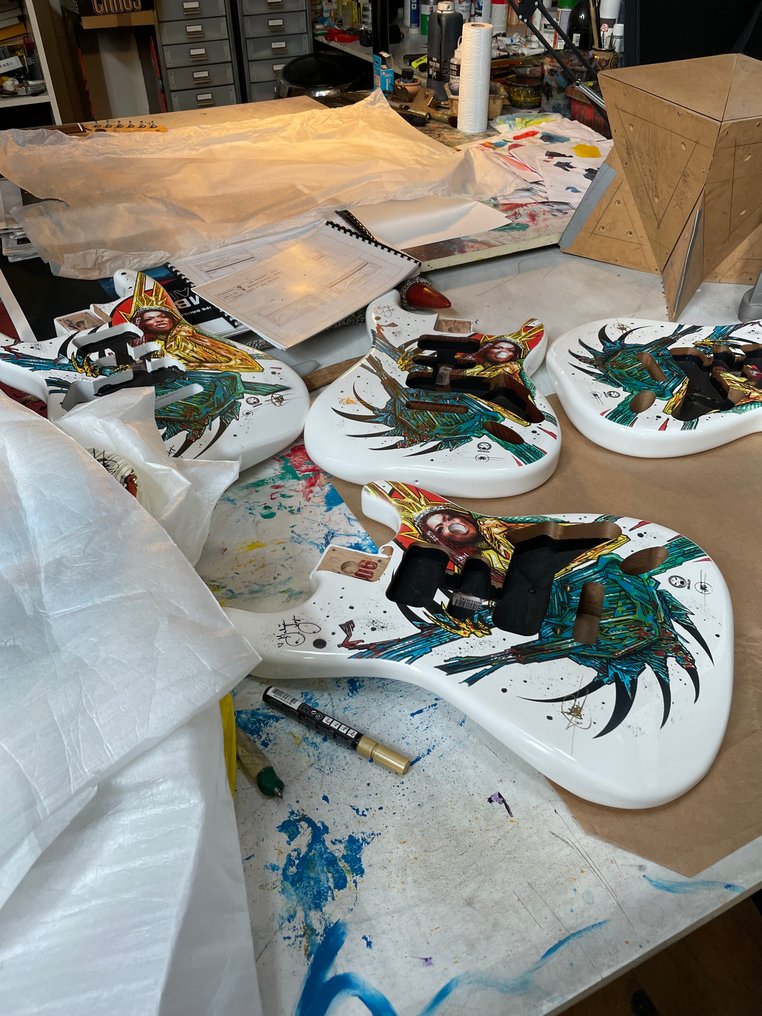 Guitare Malina Moye by Philippe Druillet - Gitara Fender - 2024 #2.1