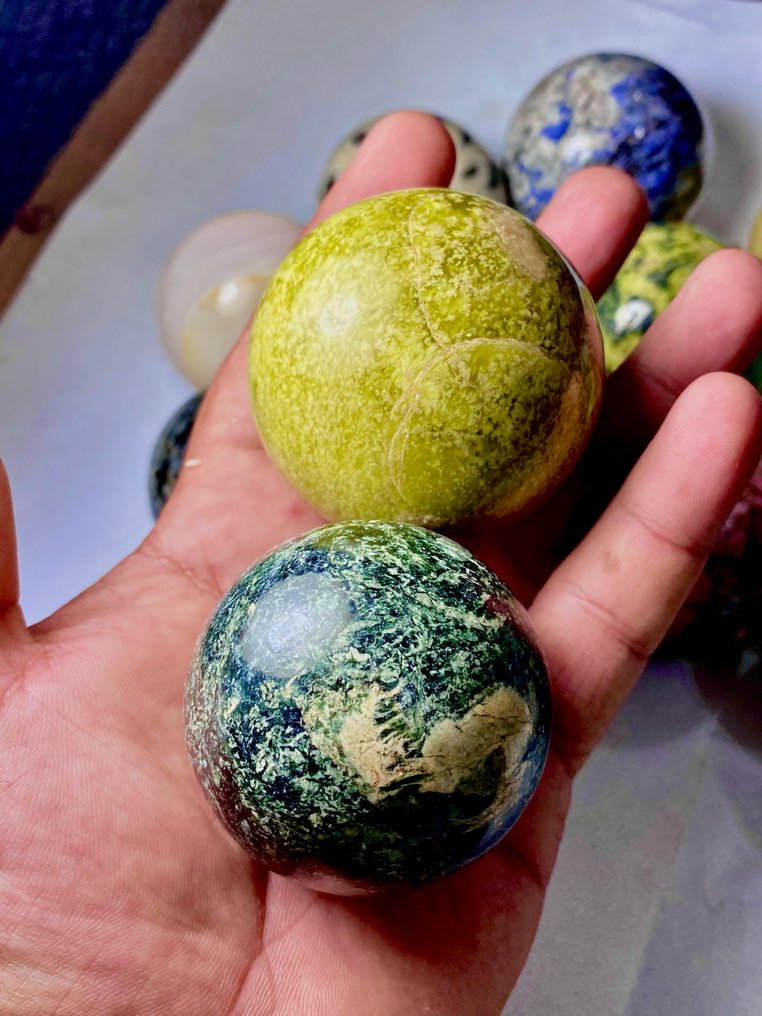 Colecție de 18 minerale diferite Sferă - Înălțime: 30 mm - Lățime: 30 mi- 3600 g - (18) #4.3