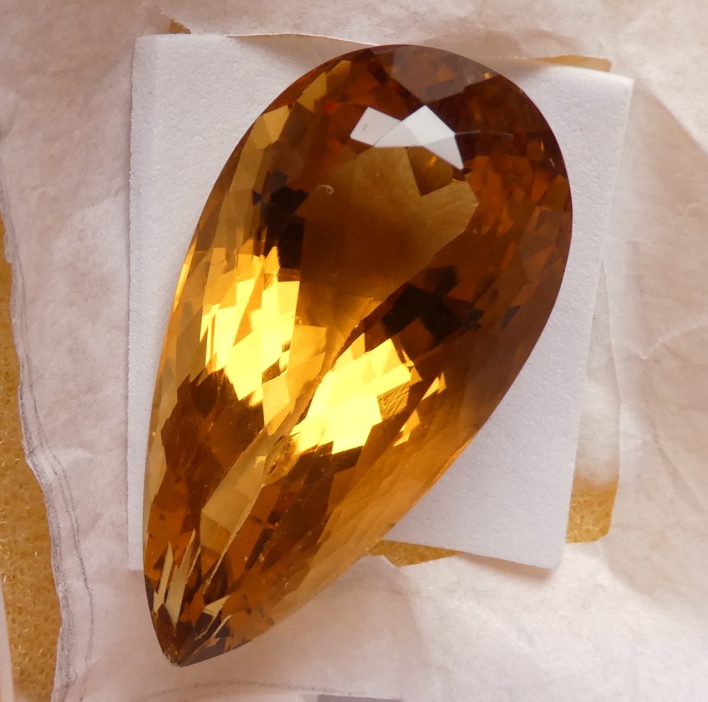 黄水晶  - 60.56 ct - 西班牙宝石学院（IGE） #2.1