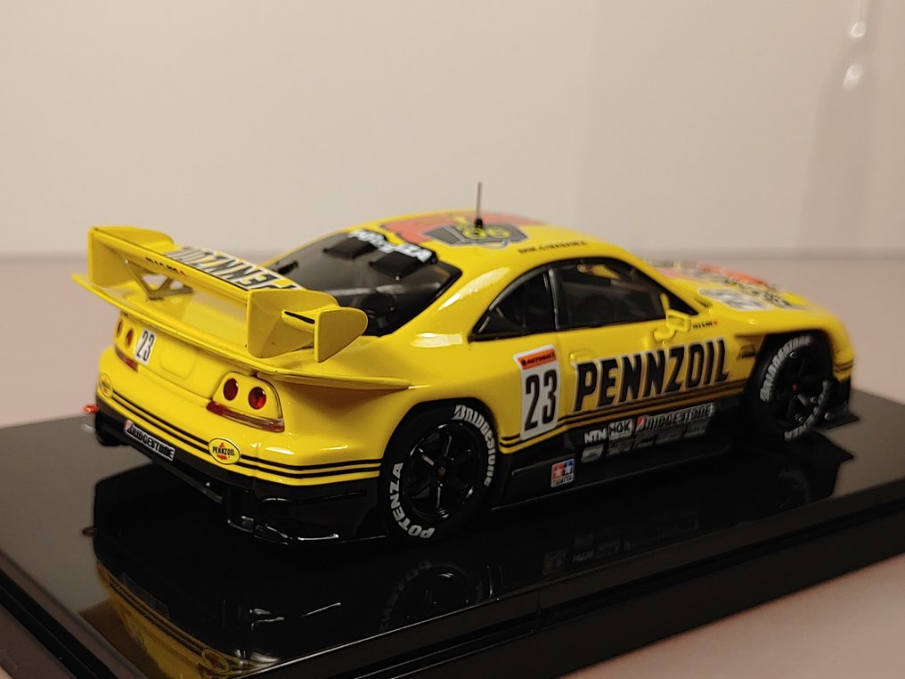 Ebbro 1:43 - Modellino di auto da corsa - Pennzoil Nismo GT-R #23 JGTC 1998 - Motegi GT Champion #1.0