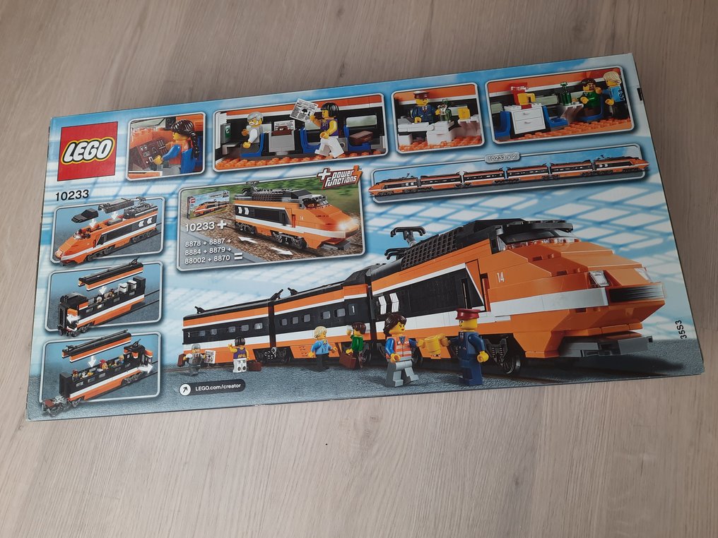 Lego creator 10233 deals
