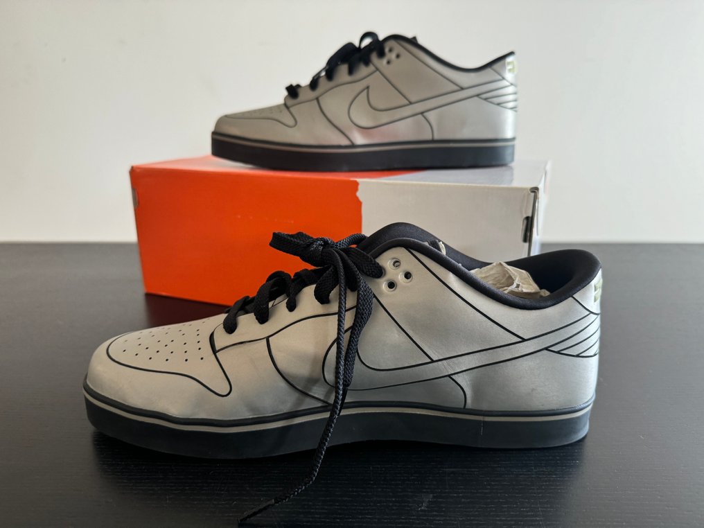 Nike dunk delorean shop