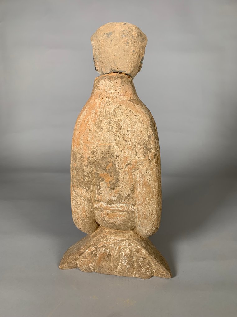 Αρχαία Κινέζικη, δυναστεία των Han Terracotta Κυρία της αυλής της εποχής Han. - 50 cm #2.1