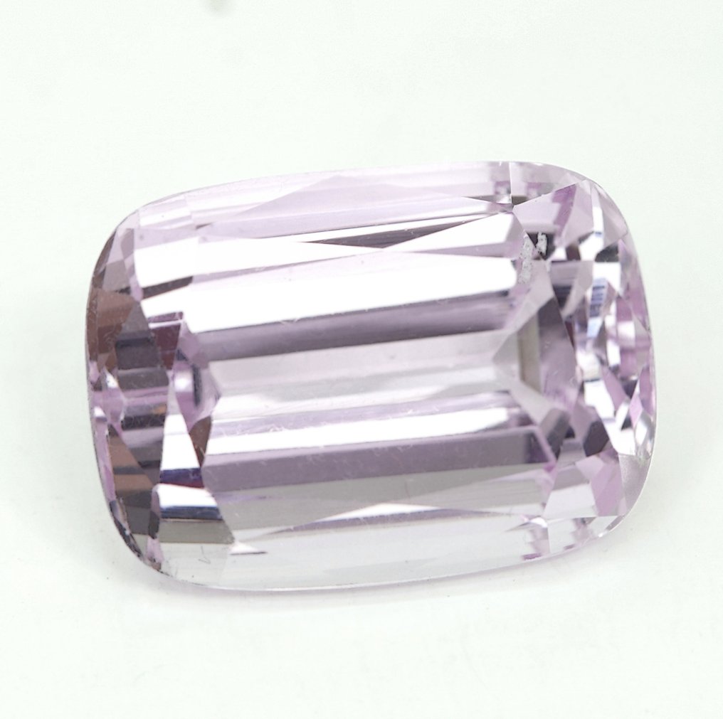 紫锂辉石  - 23.04 ct - 国际宝石研究院（IGI） #1.0