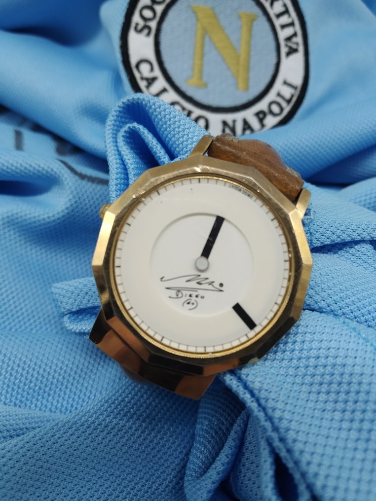 Diego Maradona Montre Limited Edition rare Pallone da calcio Catawiki