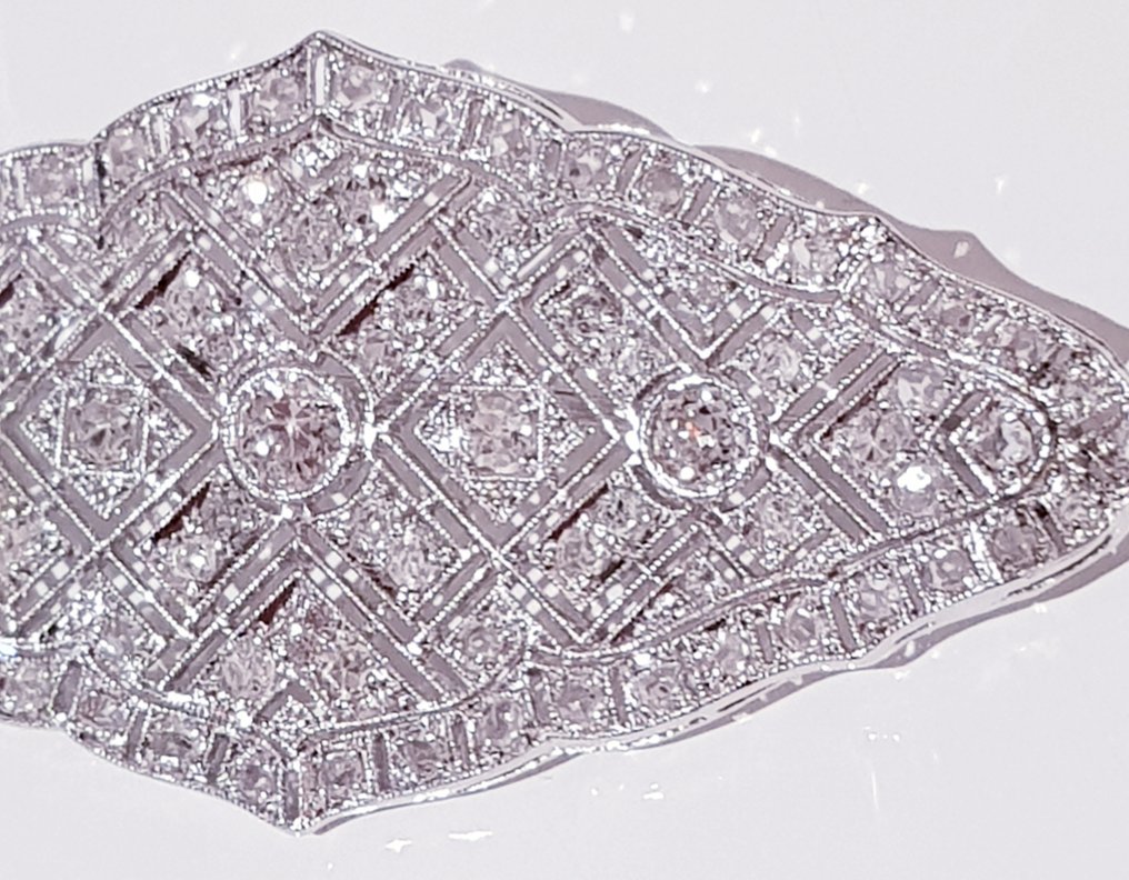 胸針 鉑金 -  3.00ct. tw. 鉆石 (天然)  #4.3