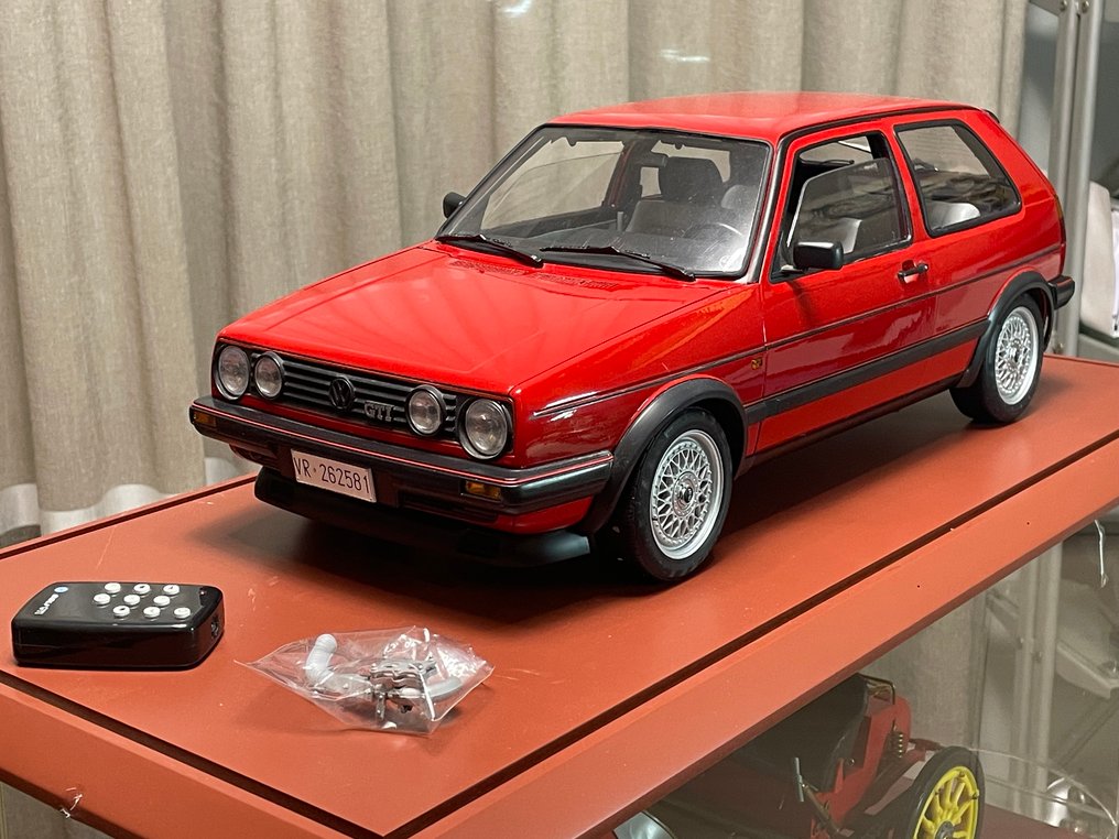 Hachette 1 8 Voiture miniature Golf GTI Catawiki