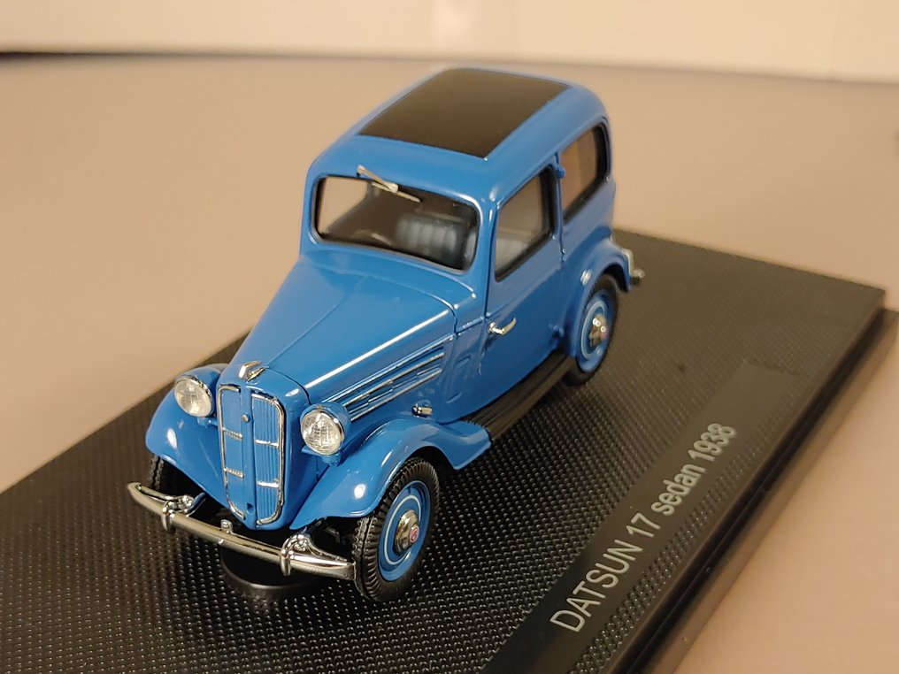Ebbro 1:43 - Limousinenmodell - Datsun 17 sedan - 1938 #1.0