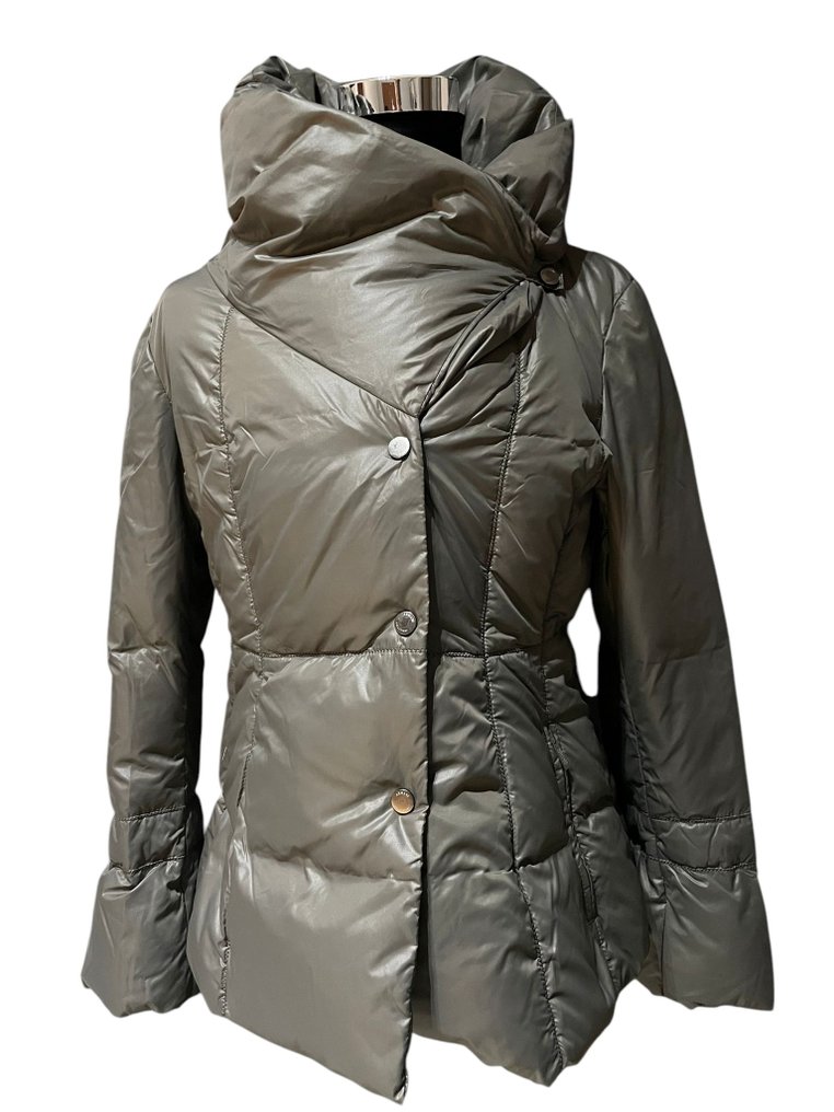 Armani Collezioni No reserve price Down jacket auction online Catawiki