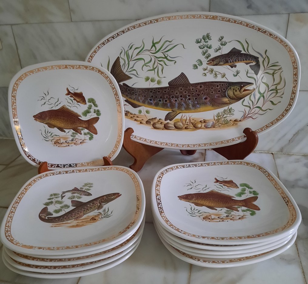 Fish serving set 11 Longchamp porcelain auction online Catawiki