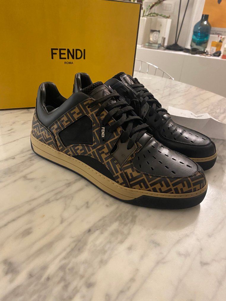 Fendi Low top trainers Size EU 42.5 auction online Catawiki