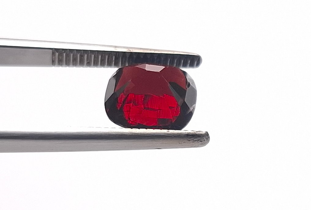 1 pcs Spinell - 3.64 ct - International Gemological Institute (IGI) #4.3