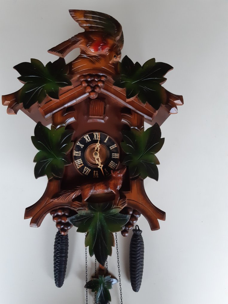 Orologio a cucu meccanico usato store