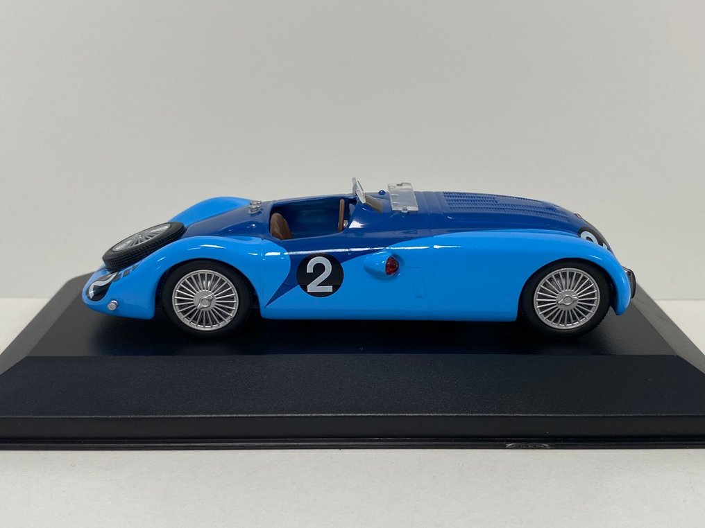 Edicola 1:43 - Coche a escala - Bugatti Type 57G Tank #2 Team Roger Labric Winner 24H00 Le Mans 1937 - Wimille/Benoist - Espléndido modelo en edición limitada y agotada. #4.3