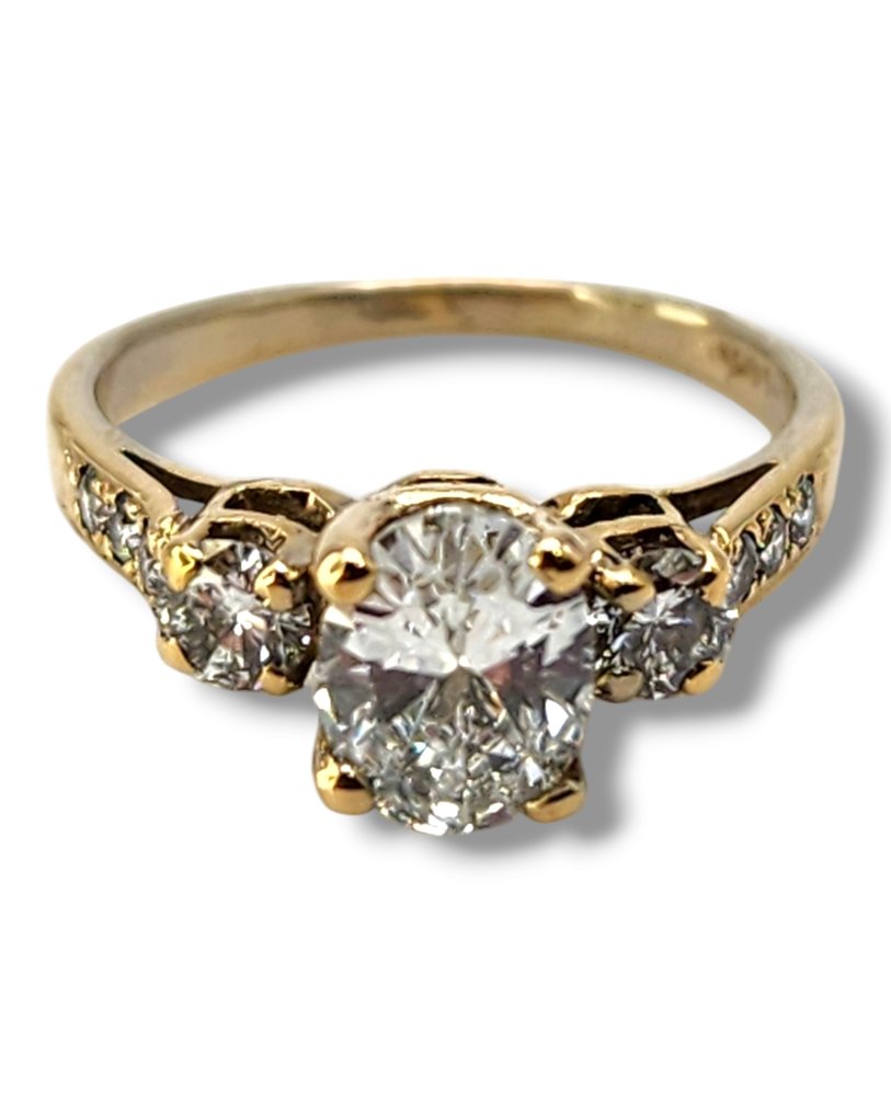 Δαχτυλίδι - 14 καράτια Όμορφο δαχτυλίδι από λευκό χρυσό 14K με μεγάλο οβάλ διαμάντι., Λευκός χρυσός -  0.51ct. tw. Διαμάντι (Φυσικό)  #1.0