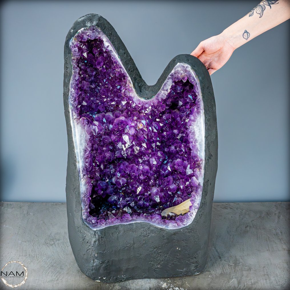 Natural very large 84kg amethyst double cathedral geode. From Uruguay - a masterpiece of nature- 84117.39 g #1.0