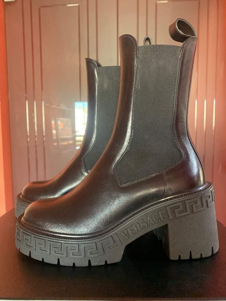 Versace - Ankle boots - Size: EU 36.5 - New in box #4.3
