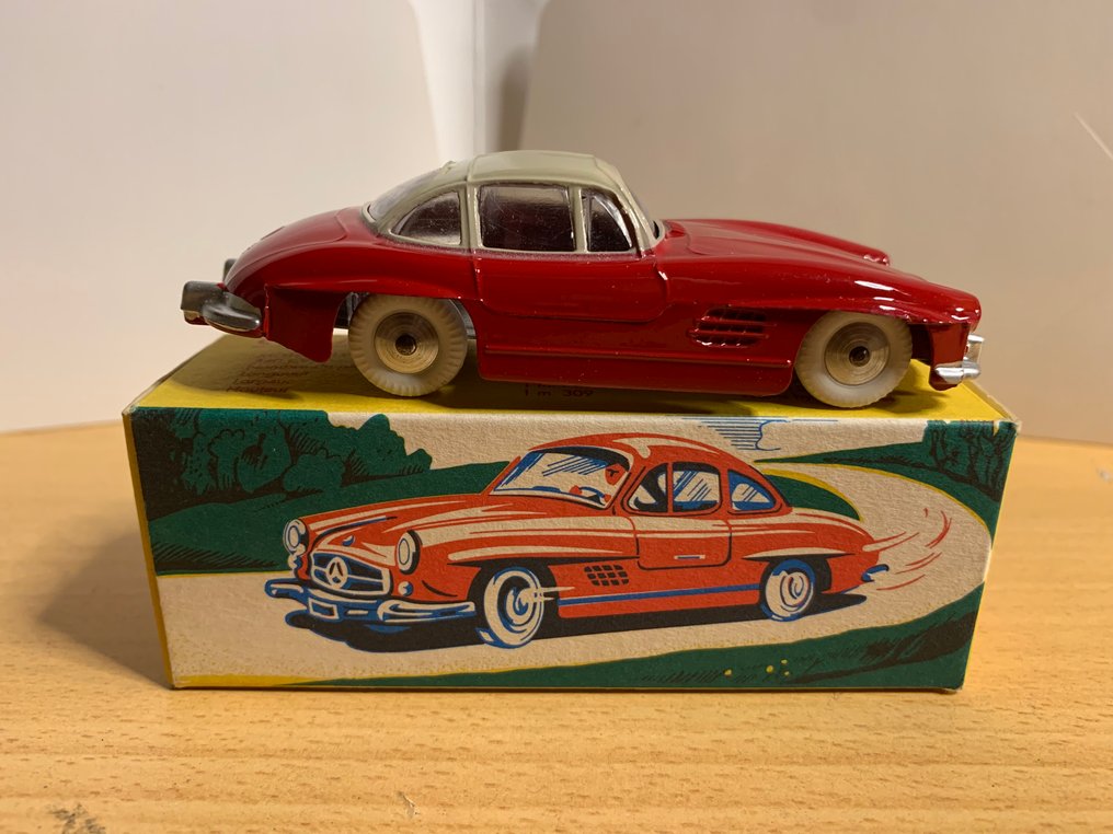 Quiralu mercedes 300 sl new arrivals