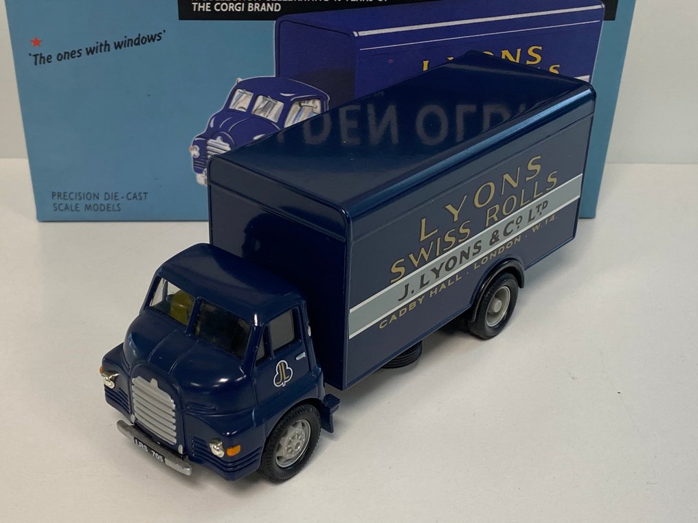 Corgi 1:43 - Βαν μοντελισμού - Bedford S Lyons - Περιορισμένη έκδοση, εξαντλημένη και αριθμημένη 00293 από 10.000 αντίτυπα στον κόσμο! #2.1
