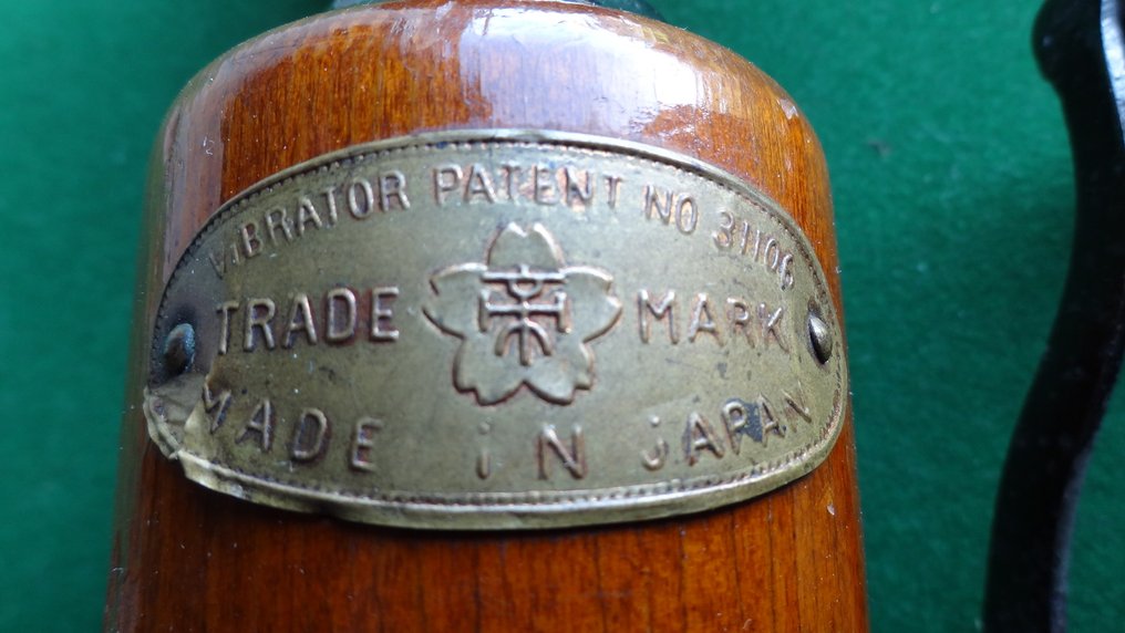 医疗器械 - 金属, 木 - 按摩器振动器 #1.0