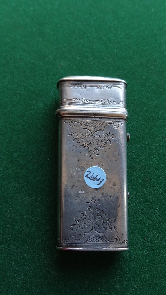 医疗器械 - 角, 银, 铁 - 古董血液袋套装 #2.1