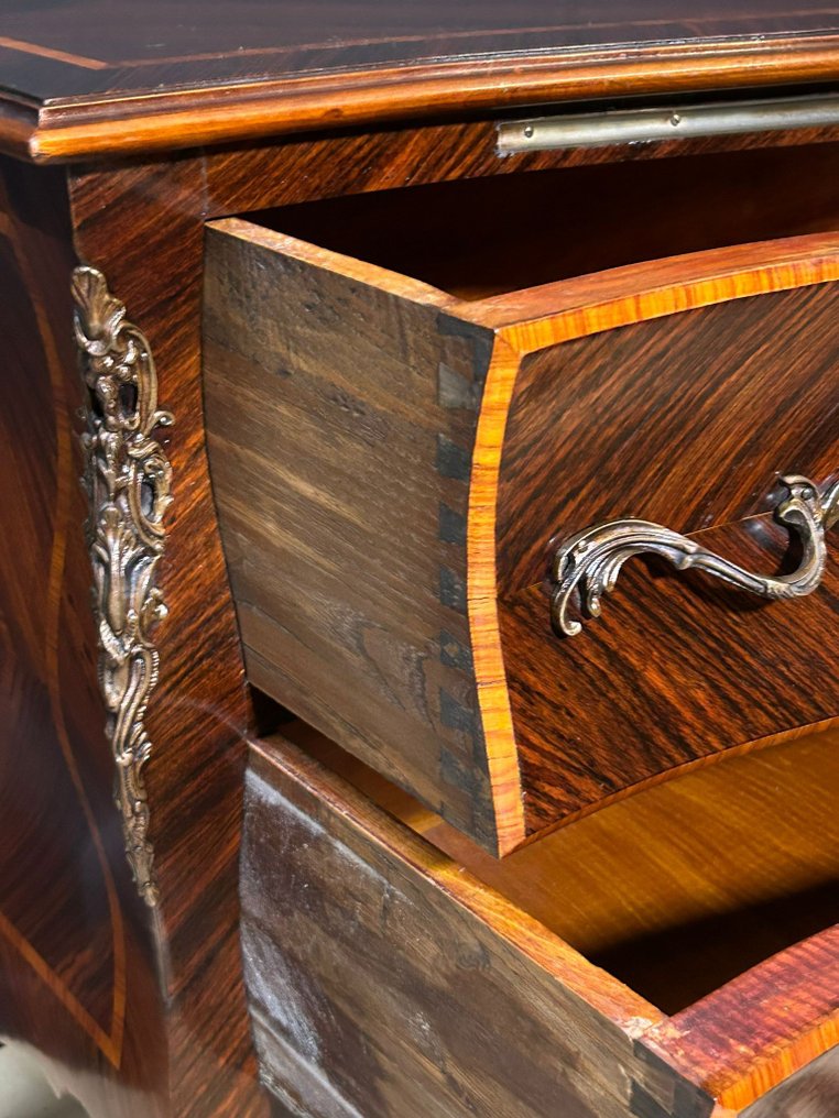 Commode - Hardwood #3.2