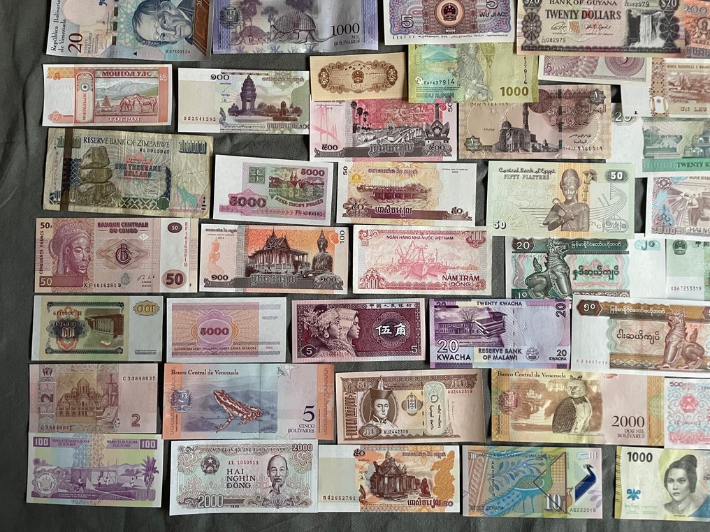 Świat. - 100 banknotes - including duplicates - various dates (Bez ceny minimalnej
) #1.0