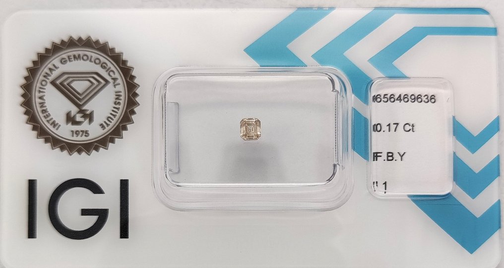 χωρίς τιμή ασφαλείας - 1 pcs Διαμάντι (Φυσικού χρώματος) - 0.17 ct - Τετράγωνο - Fancy Καφετί Κίτρινο - I1 - International Gemological Institute (IGI) #1.0